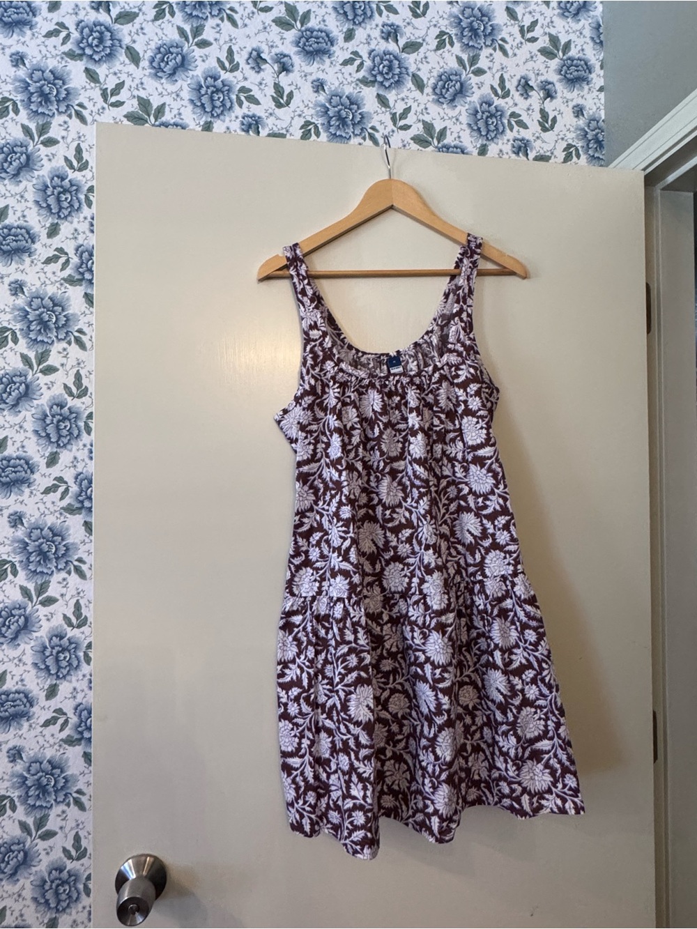 Old Navy Burgundy and White Floral Sundress